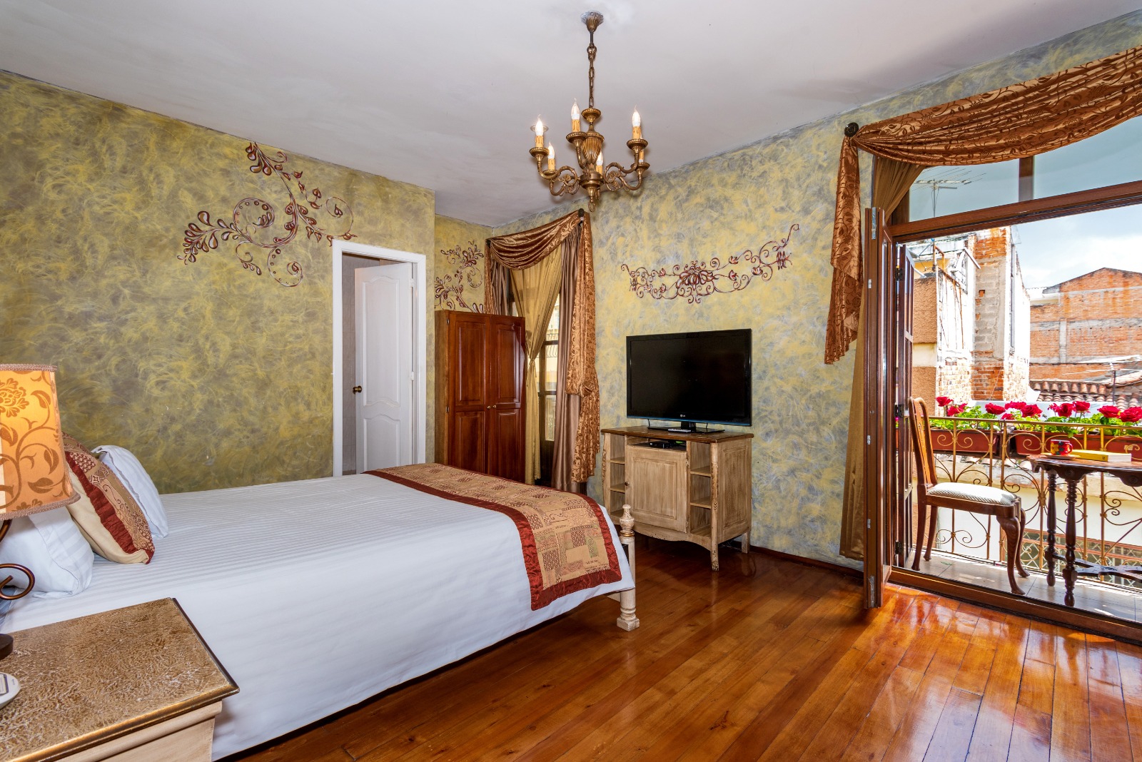 Hostal los Balcones habitacion VisitCuenca